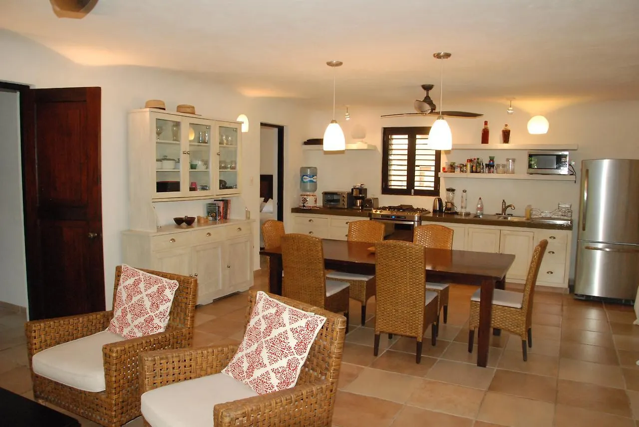 Casita Coba Steps Beach Daire Playa del Carmen